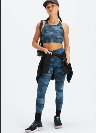 Спортивный топ fabletics