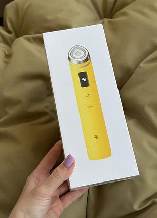 Косметологічний прилад medicube age-r booster pro yellow