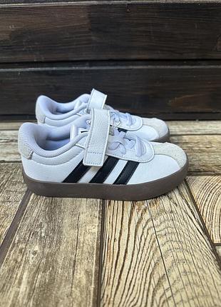 Дитячі кросівки adidas vl court 28 , 35 оригінал