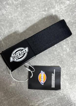 Ремінь dickies чорного кольору з металевой пряжкой 110см