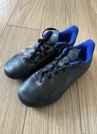 Футзалки adidas дитячі, бутси адідас для хлопчика, розмір 30,5. стан ідеальний. устілка 19 см.