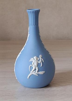 Ваза wedgwood jasperware с 125-ю (херивами), яшмовый фарфор, высота 13 см, английская