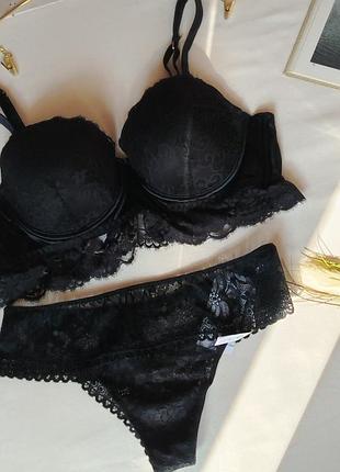 Новий шикарний балконет intimissimi sofia