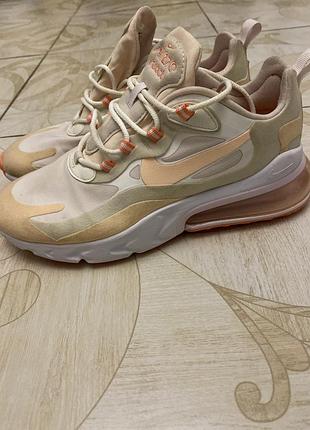 Кросівки nike air 270 react