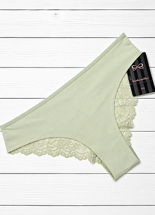 Бесшовные трусики с кружевом hunkemoller