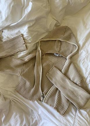 Укорочена зіпка zara