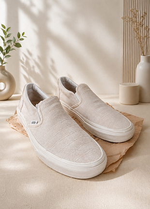 Кроссовки vans