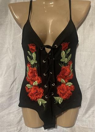 Боди с вышивкой select