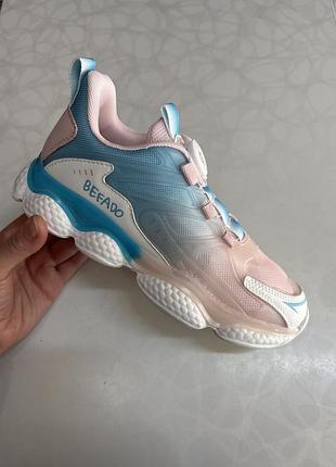 Стильні дитячі кросівки befado — легкі, яскраві та дуже зручні 👟  * сітчастий текстиль + вставки з екошкіри — добре дихають * застібка boa (крутилка)