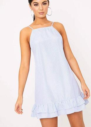 Платье prettylittlething с этикеткой