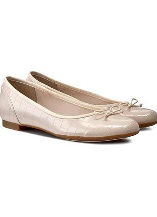 Балетки из искусственной кожи clarks