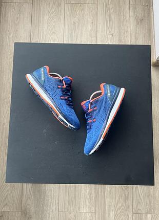 Кросівки karrimor 2