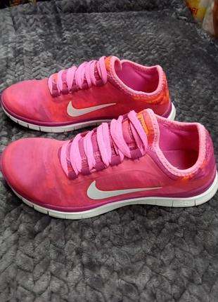 Жіночі кросівки nike free,37 розмір