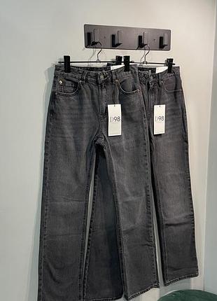 Джинси жіночі 098 straight leg stradivarius