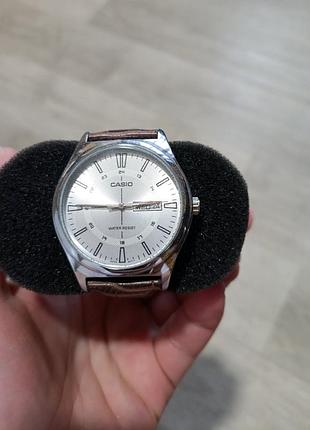 Часы casio