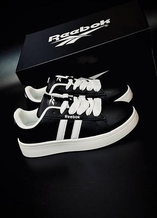 Жіночі кросівки reebok , стильні легкі кросівки