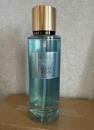 Victoria’s secret aqua kiss спрей міст для тіла. оригінал. сша