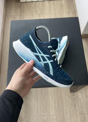 Кросівки asics