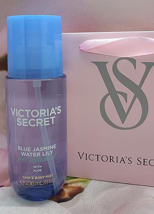 Парфюмированный мист для тела и волос blue jasmine water lily коллекция natural beauty victoria’s secret.
оригинал из америкы