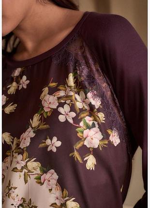 Реглан, футболка на довгий рукав у квітковий принт від ted baker 2