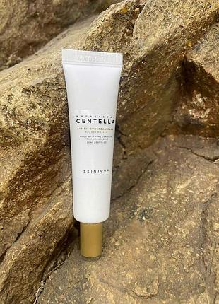 Сонцезахисний крем skin1004 madagascar centella air-fit suncream plus spf50+ pa++++ 20 мл