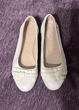 Туфлі шкіряні clarks 23 см