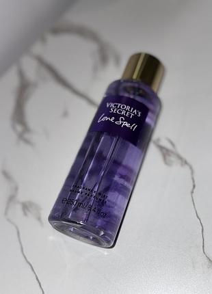 Victoria’s secret спрей парфумований 💕love spell💕міст для тіла вікторія сікрет парфуми