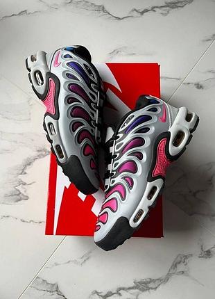Кроссовки nike tn plus nike air max nike air force 1, nike air jordan 1, nike zoom fly, nike vomero 5, nike blazer, nike lebron, nike cortez, nike m2k