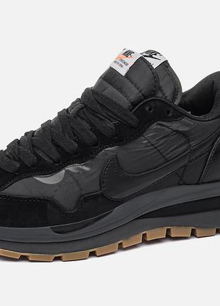 Nike x sacai vaporwaffle 'black gum'