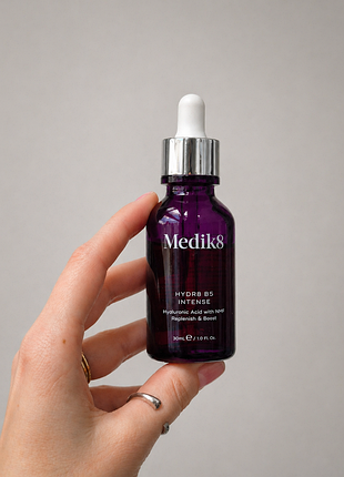 Сыворотка глубокого увлажнения medik8 hydr b5 intense