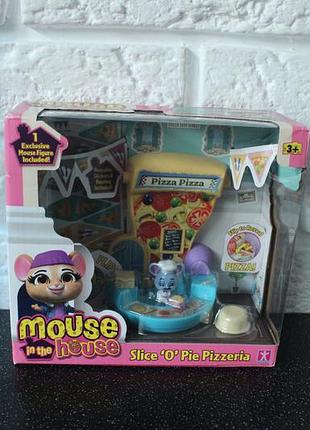 Игрушечный набор character акцент 07392 millie &amp; friends mouse in slice 'o' pie pizzeria.