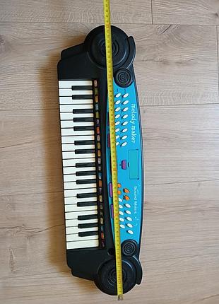 Детский синтезатор melody Maker 7