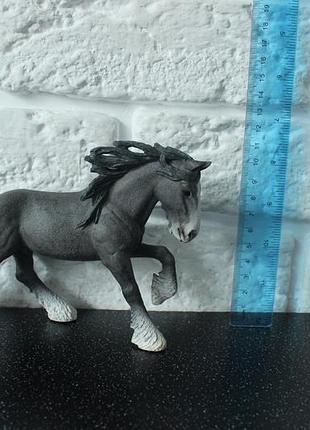Schleich кінь