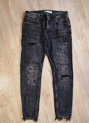 Джинси zara.  38.  330