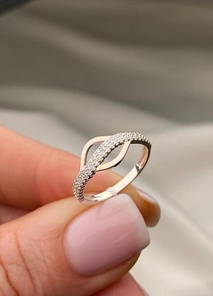 Серебряная кольца с пластиной золотая
