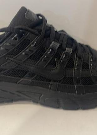 Nike кросівки