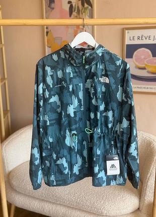 Жіноча вітровка the north face mountain athletics printed hooded wind jacket