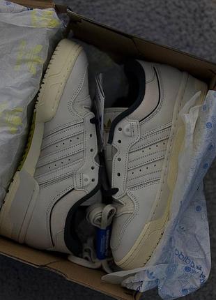 Кросівки adidas rivalry 2