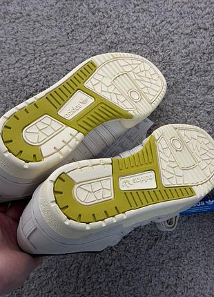 Кросівки adidas rivalry 3