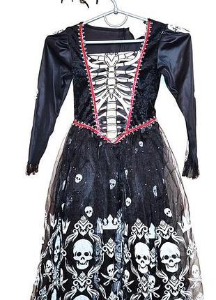 Карнавальний дитячий костюм_сукня «маленька відьмочка (santa muerte)» в ідеальному стані. розмір и на фото.