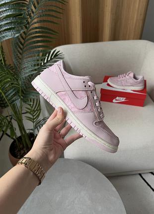 Nike sb dunk low lace pack regal pink