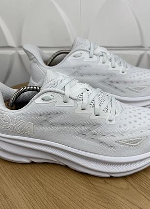 Оригінальні кросівки hoka clifton 9 wide