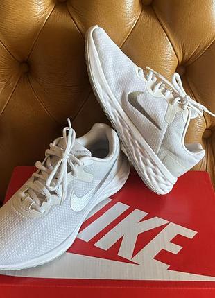 Женские кроссовки nike w revolution 6 white dc3729-101