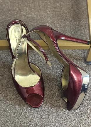 Босоножки gucci