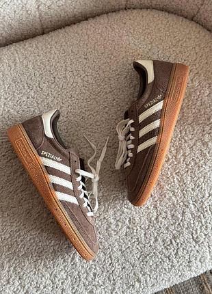 Кросівки adidas spezial