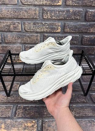 Кросівки hoka clifton 8 48 розмір оригінал