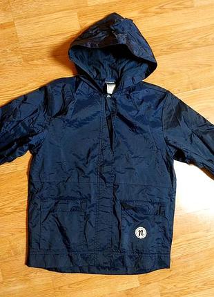 Демисезонная водо не проницаемая куртка лёгкая nike р 140-152 см