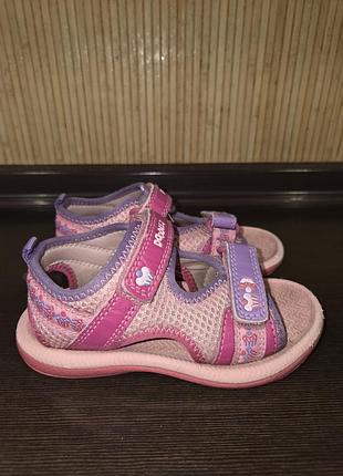 Босоніжки доя дівчинки clarks