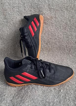 Футзалки adidas deportivo in - состояние новых (размер 37.5)