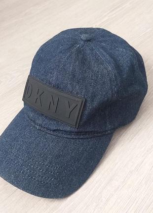 Жіноча кепка бейсболка dkny